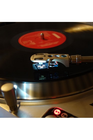 Porte-cellule Stanton avec cellule vinyle DJ Stanton 505 et Stylus neuf - Headshell + cartridge + stylus