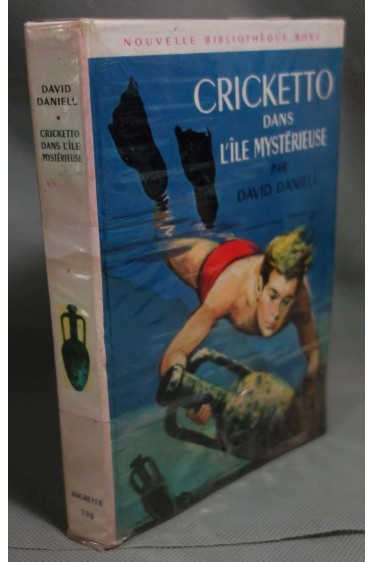 Cricketto dans l'île mystérieuse