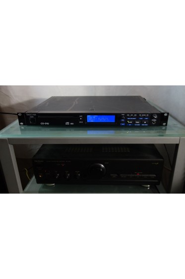 Tascam CD-01U CD Player for Studio/Dj/Sono - pitch +/-12 - rackmount 19" - testé